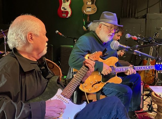 Aztec Brewing musicians