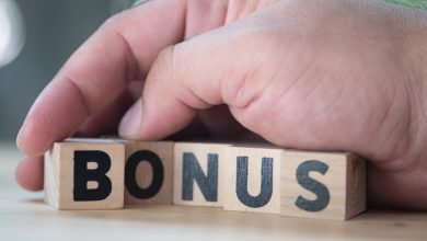 CSGO500 referral code CYBBETTING with a no-deposit 15% rakeback bonus displayed on wooden blocks