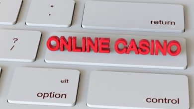 Best under 1 hour withdrawal casino sites for Canadian players enjoying beer.