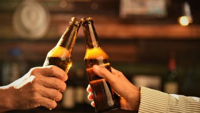 non-alcoholic beer glass hops