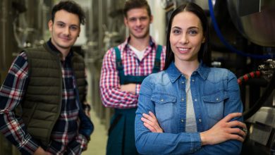 A man and a woman holding a ring are seeking a divorce.