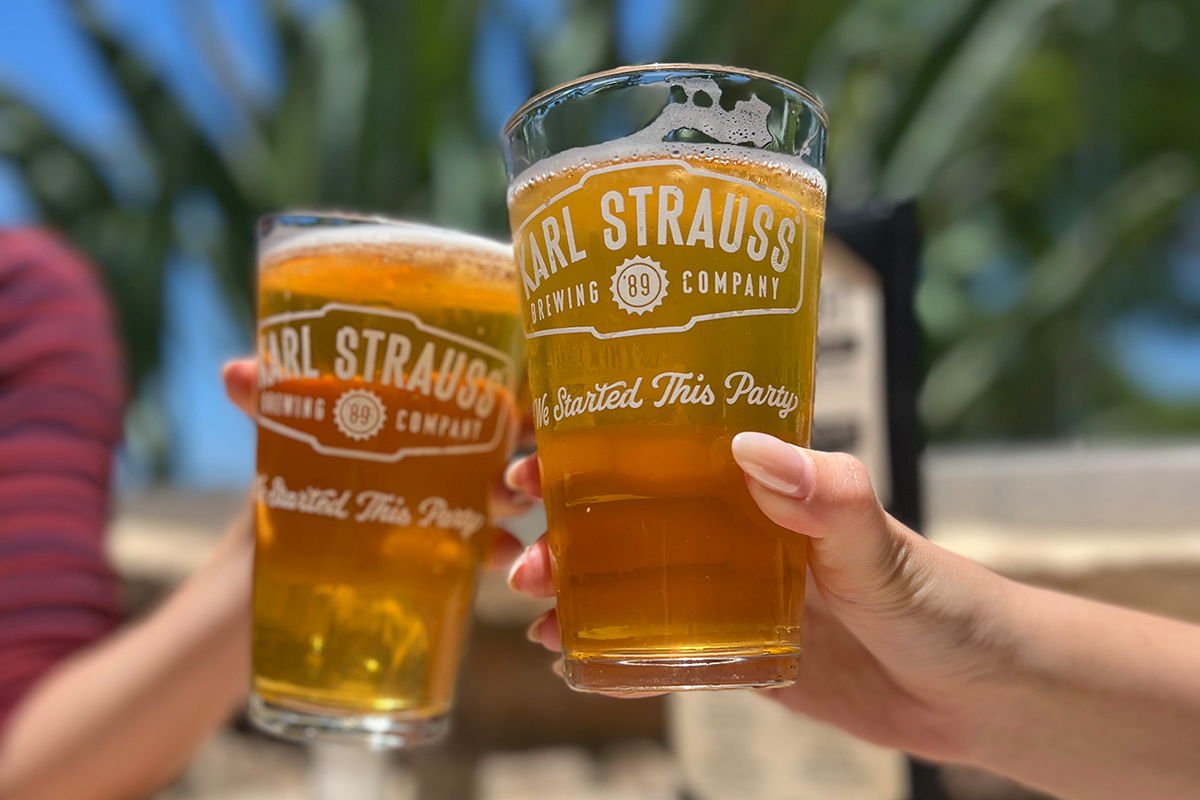 Karl Strauss Brewing Windandsea Wheat